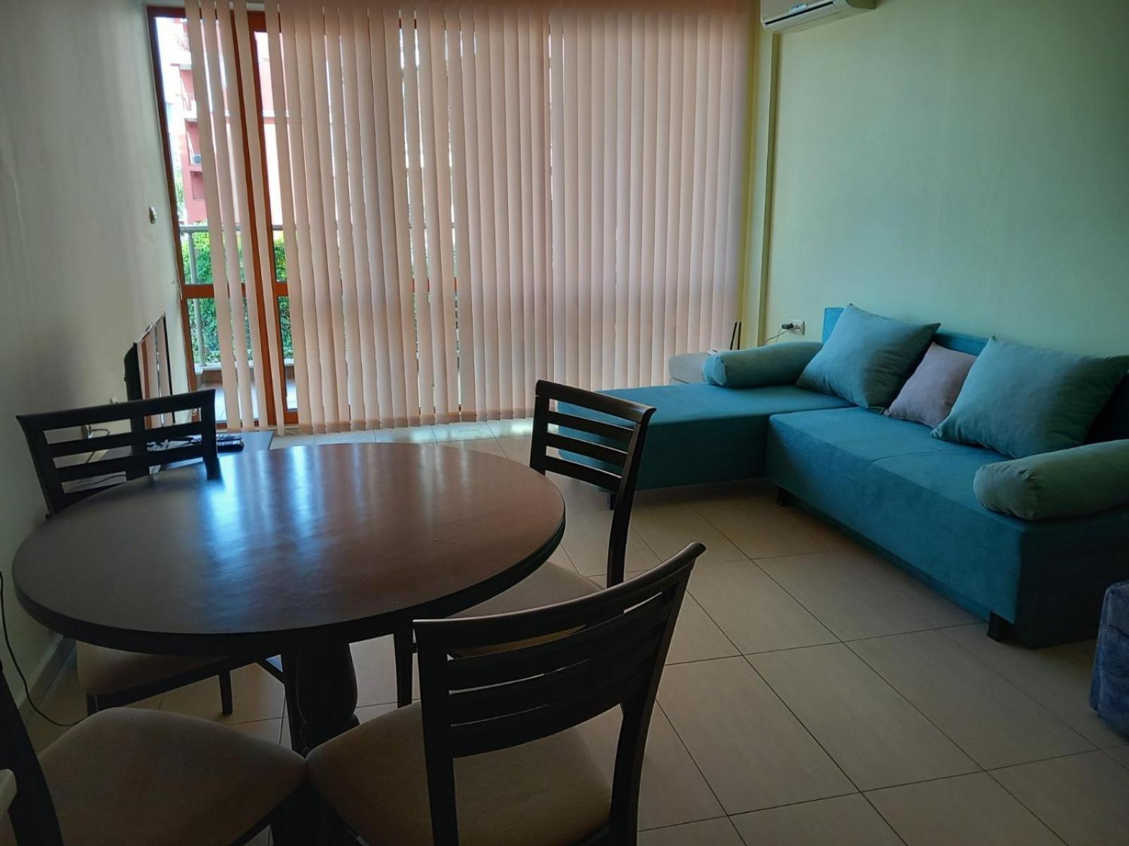 Апартаменти Съни Бей Pantai Sunny Luaran gambar